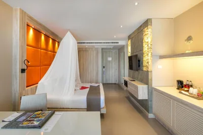 シービュー・ジャグジー・ロマンススイート — Cape Sienna Phuket Gourmet Hotel & Villas